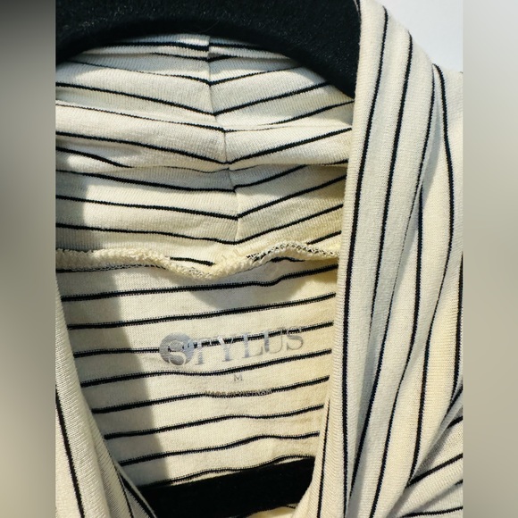 Stylus Sleeveless Tunic - Picture 2 of 4